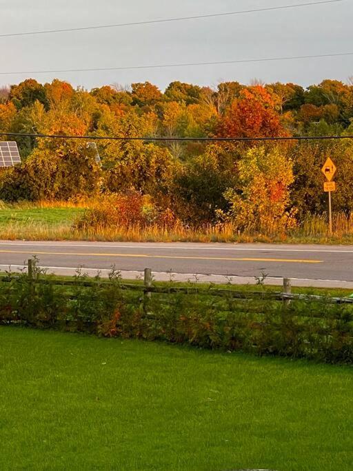 The Barns Of Brighton Near Prince Edward County エクステリア 写真